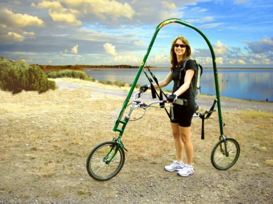 glidecycle-pt-x-runner-woman-standing.JPG